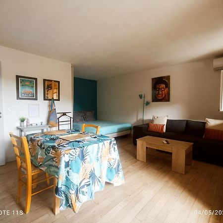 Studio French Riviera วิลล์เนิฟ-ลูเบ ภายนอก รูปภาพ