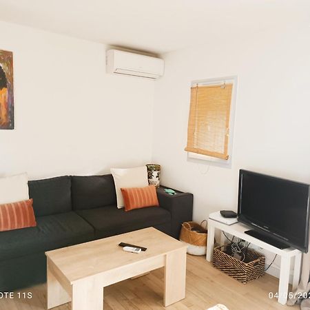 Studio French Riviera วิลล์เนิฟ-ลูเบ ภายนอก รูปภาพ
